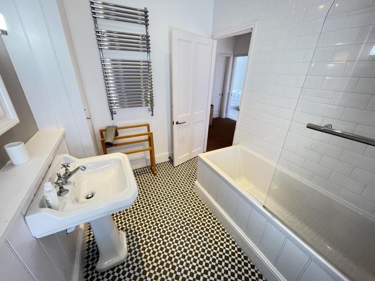 فيلا Porth House, With South Facing Courtyard Garden! St Ives المظهر الخارجي الصورة